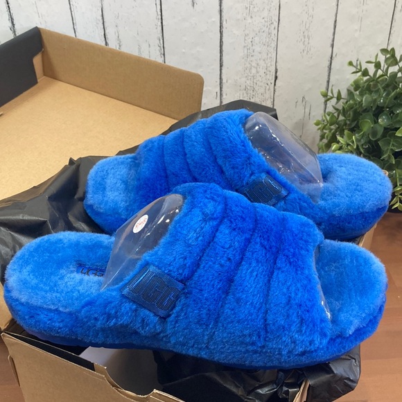 UGG Other - UGG Men's Fluff You Sheepskin Slippers